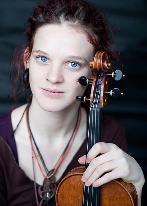 Schulkonzert mit Ronja Sophie Putz