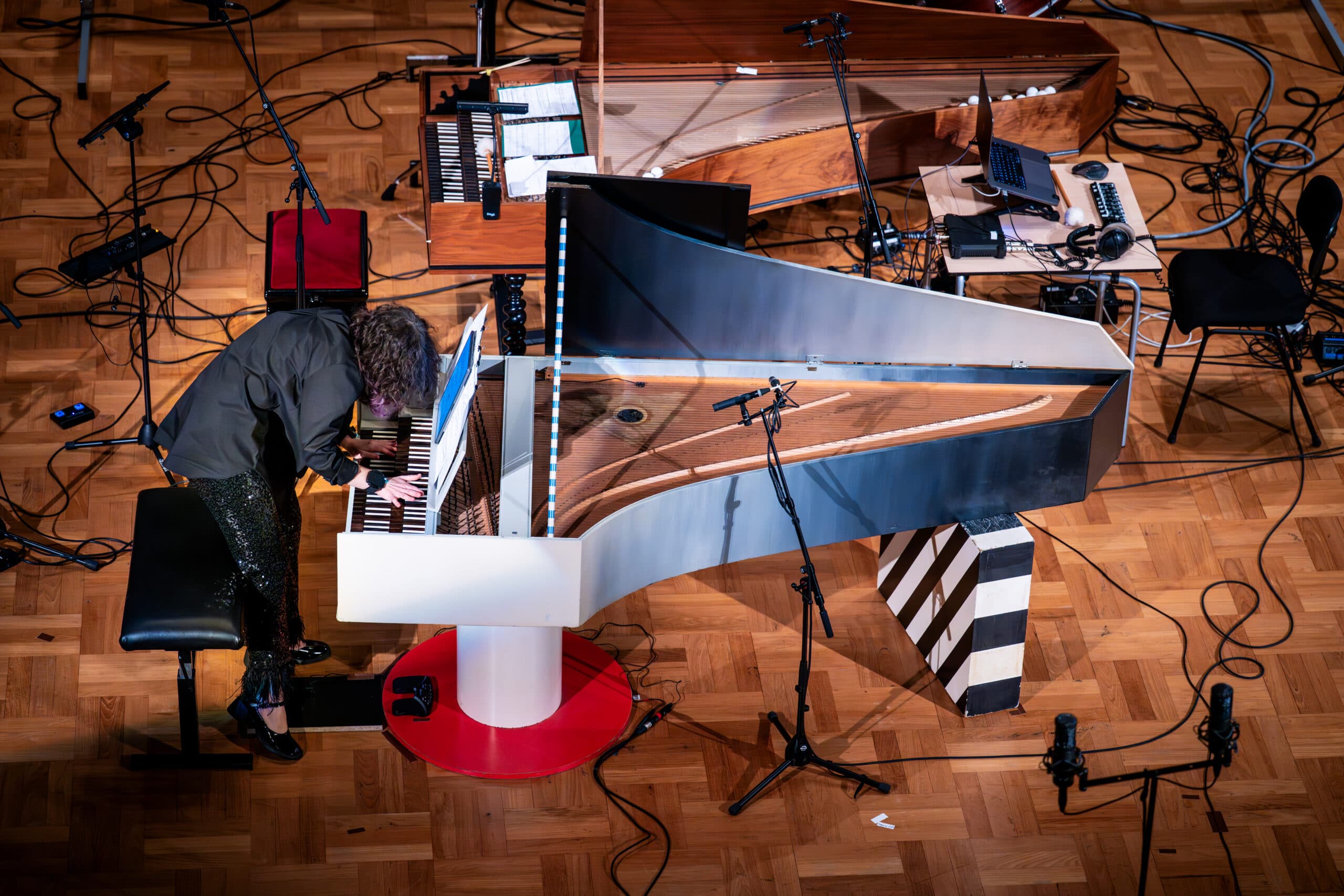 Tuning Rituals: Bohlen-Pierce-Skala